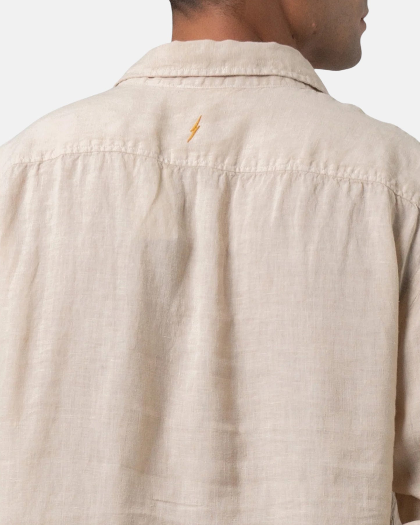 ESSENTIAL LINEN SHIRT